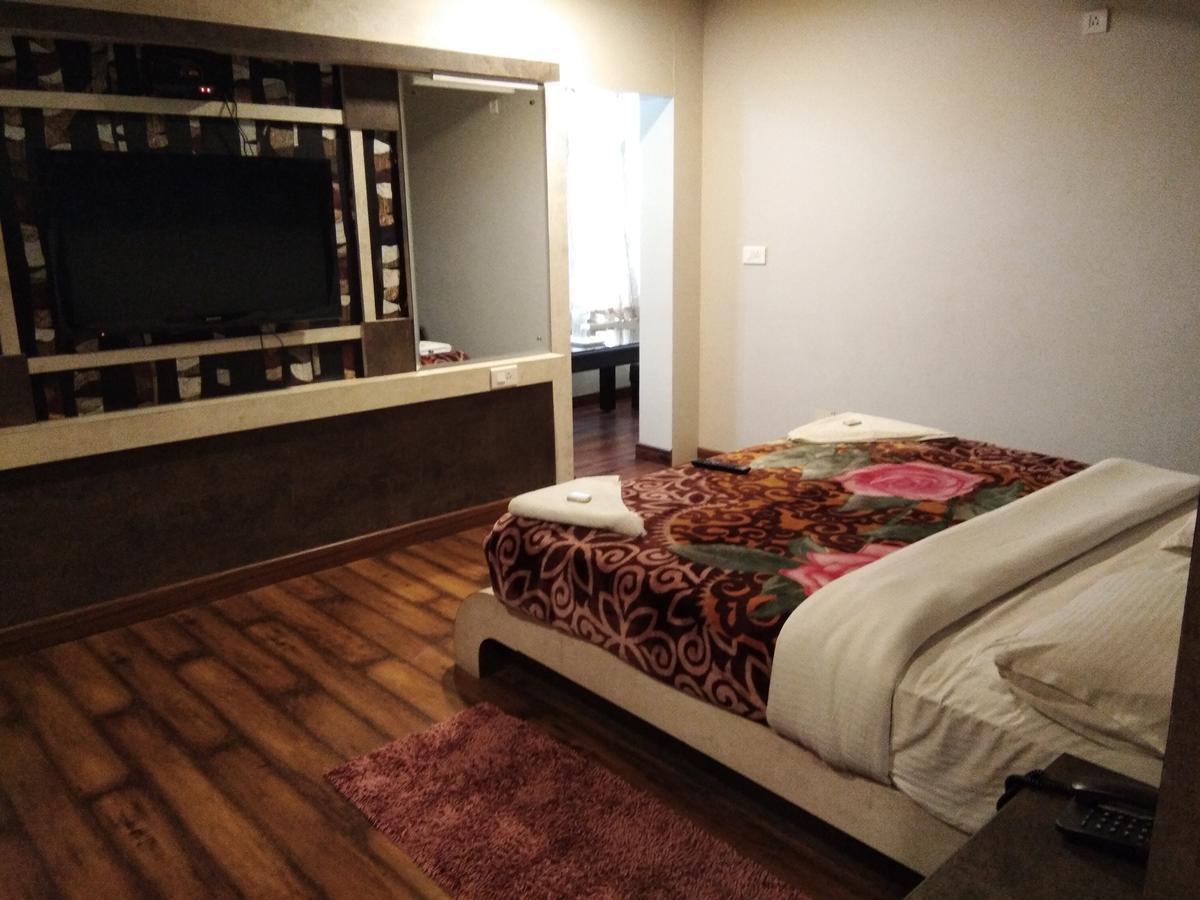 Sarkar Palace Ооти Екстериор снимка